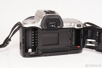Minolta Dynax 404si, AF Zoom 28-80mm/3,5-5,6 - 5