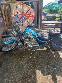 Suzuki Intruder - 5