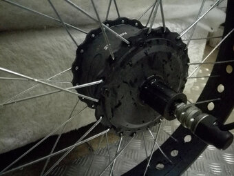 NOVÉ - SLEVA Fatbike motor 750W/48V 26" BAFANG - 5