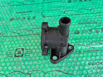 skříň termostatu Škoda Felicia 1.3 , Octavia I (1U) 1.4 , Fa - 5