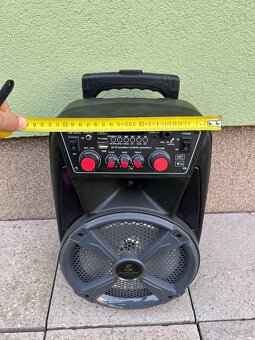 Přenosný bluetooth reproduktor - 5