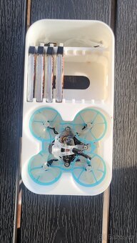 FPV dron betafpv air65 race+baterky - 5