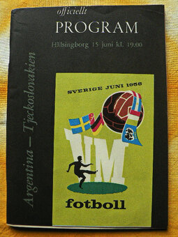 Zapalovače, fil.karty, Slavia-relikvie, odznaky, brožury aj. - 5