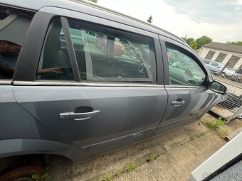Opel Astra H dveře kapota barva Z155 - 5