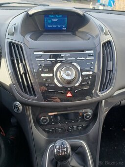 Ford Kuga 2.0TDCI, 110kw TITANIUM 4×2 - 5