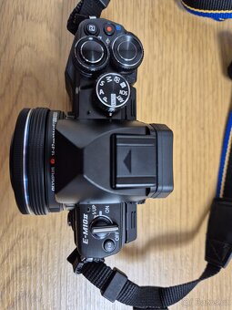 TOP set Olympus OM-D E-M10 Mark II (2x baterie, brašna Lowep - 5
