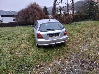 HONDA CIVIC 1.6i  rok 2004 STK 12/2026 velmi pěkný stav - 5