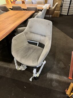 Luxusní NOVÝ Jídelní set s 6 křesly a stolem Akát - 5