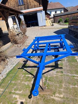 Třístranný sklápěcí vlek - 5