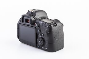 Canon EOS 6D mark II - 5