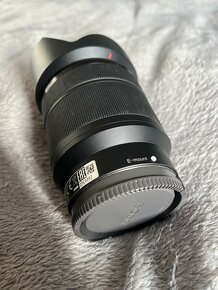 Objektiv Sony 28-70 mm f/3,5-5,6 OSS - 5
