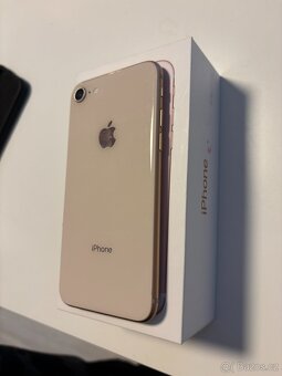 Iphone 8 - 5