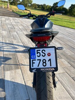 Honda cb125r - 5