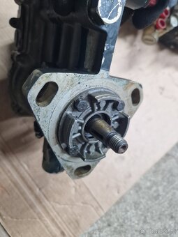 Vstřikovaci čerpadlo zetor 5245 - 5