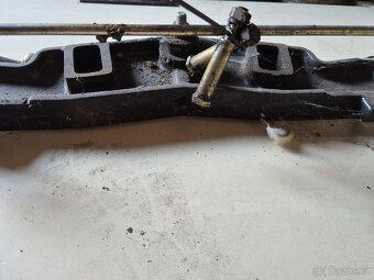 Litinová přední náprava na traktůrek. - 5