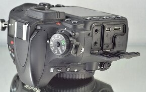 Nikon D600 FX24MPix CMOSFull HD Video97000 Exp - 5