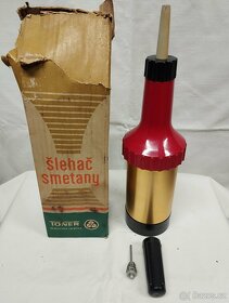 Předválečné žehličky, láhev, retro věci - 5