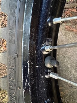 Kola 21" + 19" na Yamaha YZ-F - 5