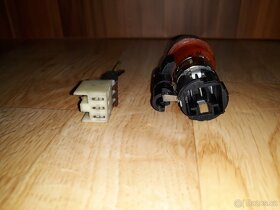 Prodám zásuvku se zapalovačem 12V - 5