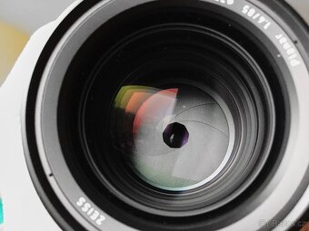 Zeiss Milvus 85mm f1.4 - 5