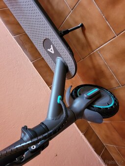 Elektrokoběžka Aerium T350 Pro modrá v zaruce - 5
