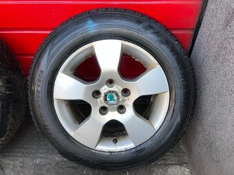 ALU kola 15" 6,5J ET50 + zimní pneu 195/665/R15 - 5
