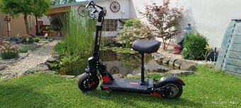 ELEKTRICKA KOLOBEZKA Nitro scooters Rider 800 Pro SL černá - 5