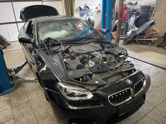 Bmw M6 f12 S63B44B 412kw náhradní díly najeto 17tis - 5