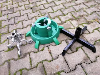 Stojánky na vánoční stromeček - 5