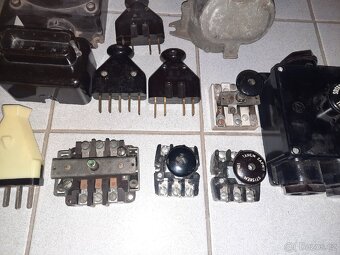 Retro zástrčka,vypínač,zásuvka 220/380V - 5