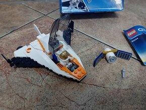 Lego City 60224 Údržba vesmírné družice - 5