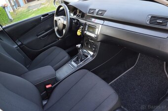Volkswagen Passat kombi 1.6MPi - 75kw ,naprosto bez koroze - 5