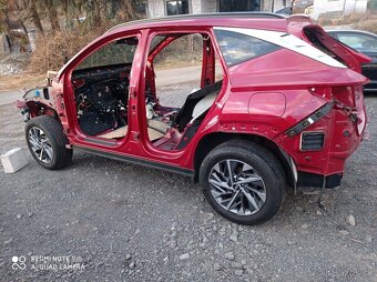 Karoséria Hyundai tucson NX4 volant v pravo - 5