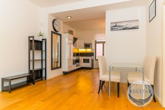 Zrekonstruovaný, zařízený byt 2+kk, 48 m², Praha 3 - Žižkov, - 5