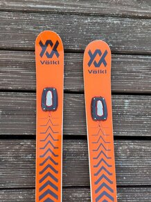 2x Lyže Völkl Race Tiger GS 183 / 30+Marker X comp 16 - 5