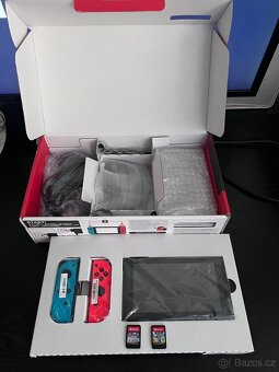 Nintendo Switch téměř nové + hry Mario Lego Avengers - 5