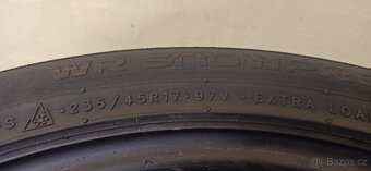 Nokian WR SNOWPROOF P 97V 235/45 R17 4 - 5mm - 5