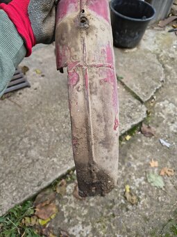 Zadný blatník ČZ 150c - 5