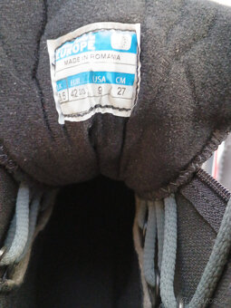 nové boty na běžky SALOMON Escape5pilot na nohu č.8,5 - 5