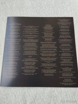 Fialky: Vykřičníky - 5