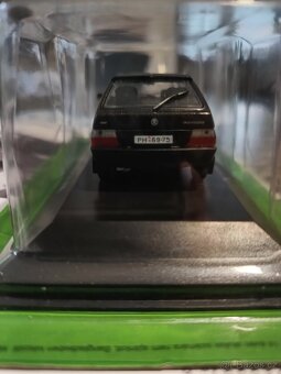 Škoda Favorit black line DeAgostini - 5