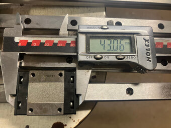 Prodám lineární vedení THK, lineární ložisko - 5