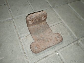 Traktor Svoboda - mezikus pro montáž čerpadla Motorpal - 5