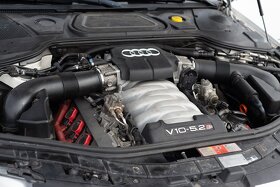 Audi S8 V10 331kw - 5