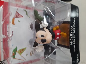 sběratelské figurky Mickey Mouse 90 mini EGG Attack Series - 5
