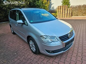 VW Touran 1.9 TDI 77kW, bez koroze,165 t.km,Výhřevy,Serviska - 5