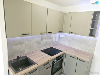 Pronájem bytu 2+kk, 43 m2, Květnového vítězství, Praha - 5