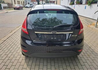 Ford Fiesta 1,4 TDCI Titanium nafta manuál 52 kw - 5
