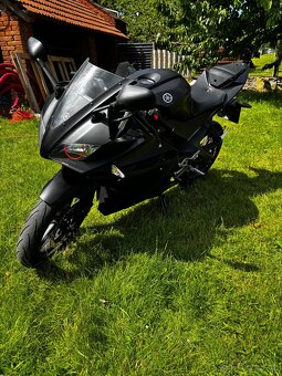 Yamaha YZF R 125 - 5