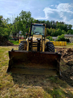 RÝPADLO-NAKLADAČ KOMATSU WB 97 S-2 - 5